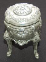 Kis ón szelence lábakon 10cm magas