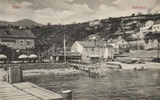 Ika beach with Hotel Krone