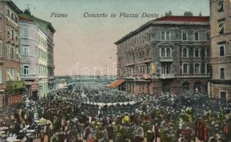 Fiume Dante square, concert