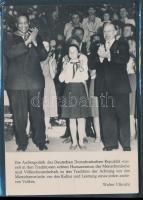 2 db fotó - Paul Robeson világhírű amerikai énekes világturnéja NDK-beli állomásán