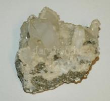 Hegyi kristály ásvány