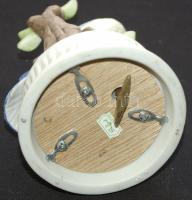 Zenélő kerámia madár-figura