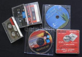 Egy banános doboznyi MC, DVD, CD, magnószalag és tokok