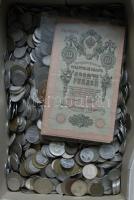 Vegyes világpénz tétel 6,7kg súlyban és Oroszország 1912-1917. 10R (2x) T:vegyes
