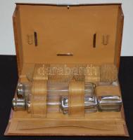 Század eleji férfi pipere készlet bőr táskában