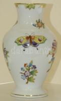 Kézzel festett Viktória-mintás jelzett sorszámozott Herendi porcelán váza hibátlan állapotban / Hand...