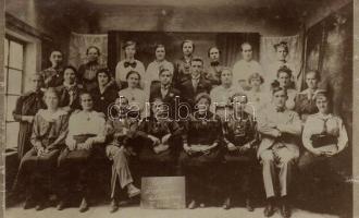 Budapest XXI. Csepel, lőszergyár kishüvely-osztály csoportkép, photo