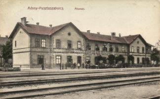 Adony-Pusztaszabolcs vasútállomás