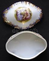 Szolídan aranyozott, matricás porcelán bonbonier / Chinaware bonbonier 10x6x7cm