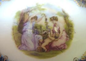 Szolídan aranyozott, matricás porcelán bonbonier / Chinaware bonbonier 10x6x7cm