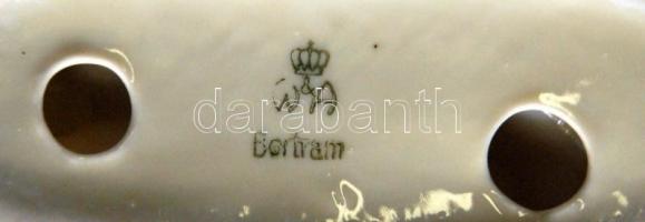 Kisfiút libával ábrázoló jelzett W&A Bertram kis porcelán figura 11cm magas