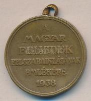 1938. "Felvidék felszabadítása - II. Rákóczi Ferenc" Br emlékérem T:2- (fül sérült)
Hungar...