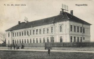 Nagyszőllős school