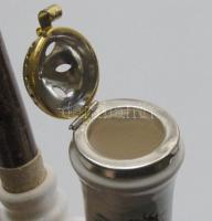 Régi stílusú porcelán pipa vadász motívummal és fa szárral 35cm