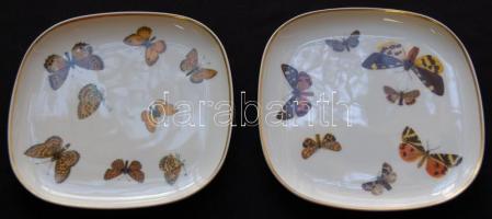 2db lepkékkel díszített svájci porcelán tányér 18x18cm