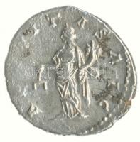 Római Birodalom / Severus Alexander 222-228. Denar Ag (3.35g) T:2,2-
Roman Empire / Severus Alexande...