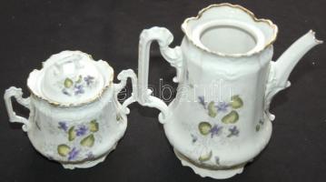 XIX. sz vége kézzel festett hiányos porcelán teáskészlet. 2 kiöntő kissé sérült