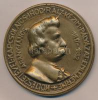 1932-33. "Arany János költészetével kapcsolatos irodalmi,... pályázat" III.díja, öntött Br emlékérem (73mm) T:2-