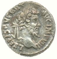 Római Birodalom / Septimius Severus 193-211. Denar Ag "L SEPT SEV PERT AVG IMP VIII / PROVIDENTIA AVG" (3.18g) T:1- / Roman Empire / Septimius Severus 193-211. Denarius Ag "L SEPT SEV PERT AVG IMP VIII / PROVIDENTIA AVG" (3.18g) C:AU RIC 92a., RSC 592.