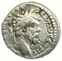 Római Birodalom / Septimius Severus 193-211. Denar Ag "IMP CAE L SEP SEV PERT AVG COS II / VIRTVTE AVG" (2.43g) T:1-,2 / Roman Empire / Septimius Severus 193-211. Denarius Ag "IMP CAE L SEP SEV PERT AVG COS II / VIRTVTE AVG" (2.43g) C:AU,XF RIC 431., RSC 771.