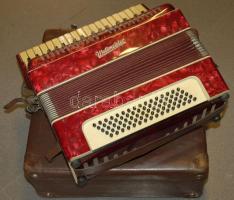 Régi Weltmeister tangóharmonika keménytokkal (szöveten egy lyukkal) / Vintage but working harmonica ...