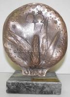 Ligeti Erika (1934-2004): Magyar népmese idézetet ábrázoló bronz kisplasztika márvány talapzaton 16c...