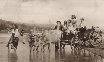 Romanian folklore, carriage (EK)