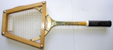 Régi fa teniszütő fa kerettel