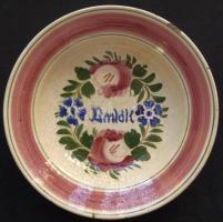 cca 1900 Kézzel festett mázas Hollóházi kerámia falitányér benyomott házas jelzéssel d: 24cm