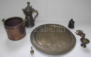Kis réz tétel: tányér, csengő, tojástartó, kis vödör, kampó, kancsó