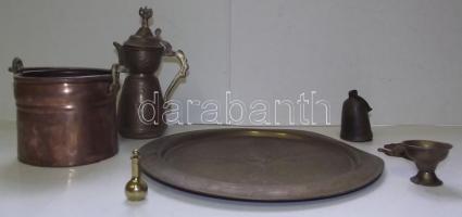 Kis réz tétel: tányér, csengő, tojástartó, kis vödör, kampó, kancsó