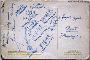 1961 Azstalitenisz VB kínai játékosainak aláírása képeslapon