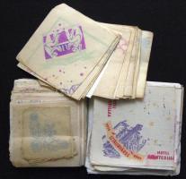 cca 140 darabos szalvétagyűjtemény a hatvanas évekből