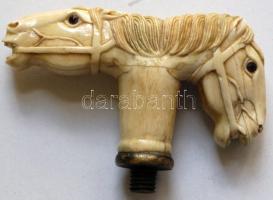 Lófejeket ábrázoló sétabotfej elefántcsontból / cane-handle made of Ivory 11x8 cm