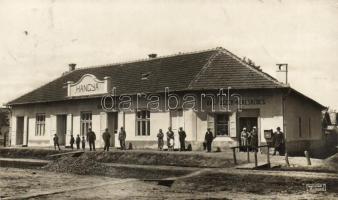 Tiszaszőlős Hangya sör, bor , pálinka mérő, fűszerkereskedés