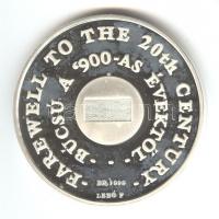 1999. "MKB-Búcsú a 900-as évektől" Ag(999) emlékérem (31,4g) szign.: Lebó F. T:PP