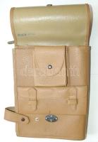 Bőr katonai táska jó állapotban 22x28cm