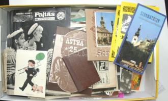 Nagy ládányi papírrégiség hagyaték tétel: fotók, nyomtatványok, okmányok, levelek részben Öveges Józ...