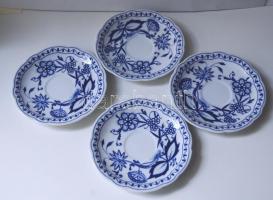 Hagyma-mintás NDK-s hiányos porcelán teás készlet: kancsó, cukortartó, tejkiöntő, 1db csésze, 4db ki...