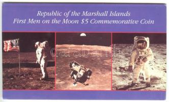 Marshall-szigetek 1989. 5$ "Első ember a Holdon" díszkiadásban T:BU
Marshall-Islands 1989....