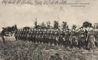 Military WWI French infantrymen at a parade