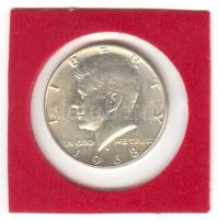 USA 1968D. 1/2$ Ag "Kennedy" T:2+
USA 1968D. 1/2 Dollar Ag "Kennedy" C:XF+