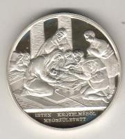 Dekoratív modern emlékérem "Isten kegyelméből..." ezüst 44gr, díszdbozban T:PP