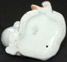 Kancsóval játszó kislányt ábrázoló jelzett Zsolnay porcelán figura / Chinaware girl figure 7cm