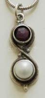 Női ezüst (Ag) nyaklánc tenyésztett gyönggyel és rubinnal díszített medállal 6,8gr