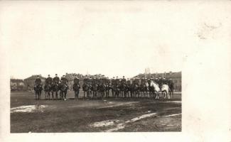 Military WWI cavalry soldiers, group photo, Katonai csoportkép, lovas katonák