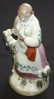 Orosz lány népviseletben. Kézzel festett aranyozott procelánfigura, / 
russian hand painted chinawar...