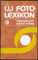 Morvay György:  Új fotólexikon. Budapest, Műszaki Könyvkiadó 1984. Műbőr kötésben, a belső borító, és a sarkok sérültek