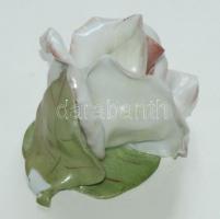 Kézzel festett jelzett porcelán rózsafej hátulján kis lepattanással /
hand painted chinaware rose 6c...