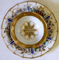 XIX sz. eleje aranyozott teáscsésze (kis lepattanások)+alj/  chinaware teacup and saucer   6x10 cm, ...